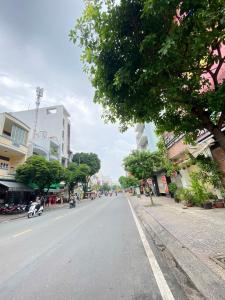 Mặt tiền lê sao 5x20m cấp 4 giá 11 tỷ