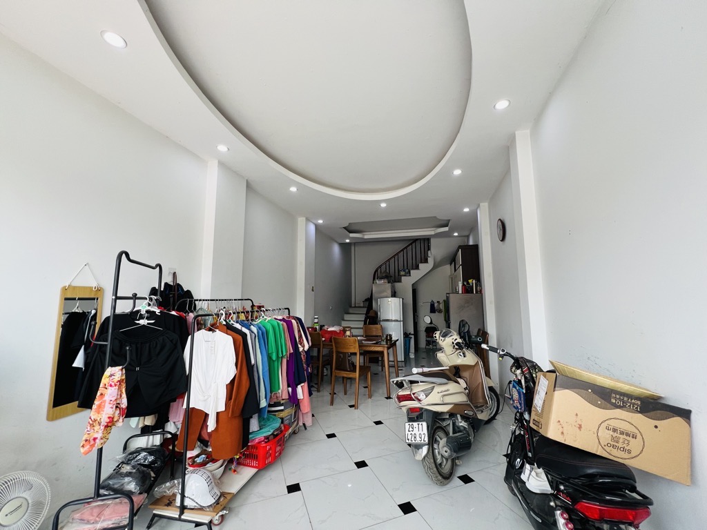Nhà 5 Tầng Đẹp Phường Yên Nghĩa Hà Nội