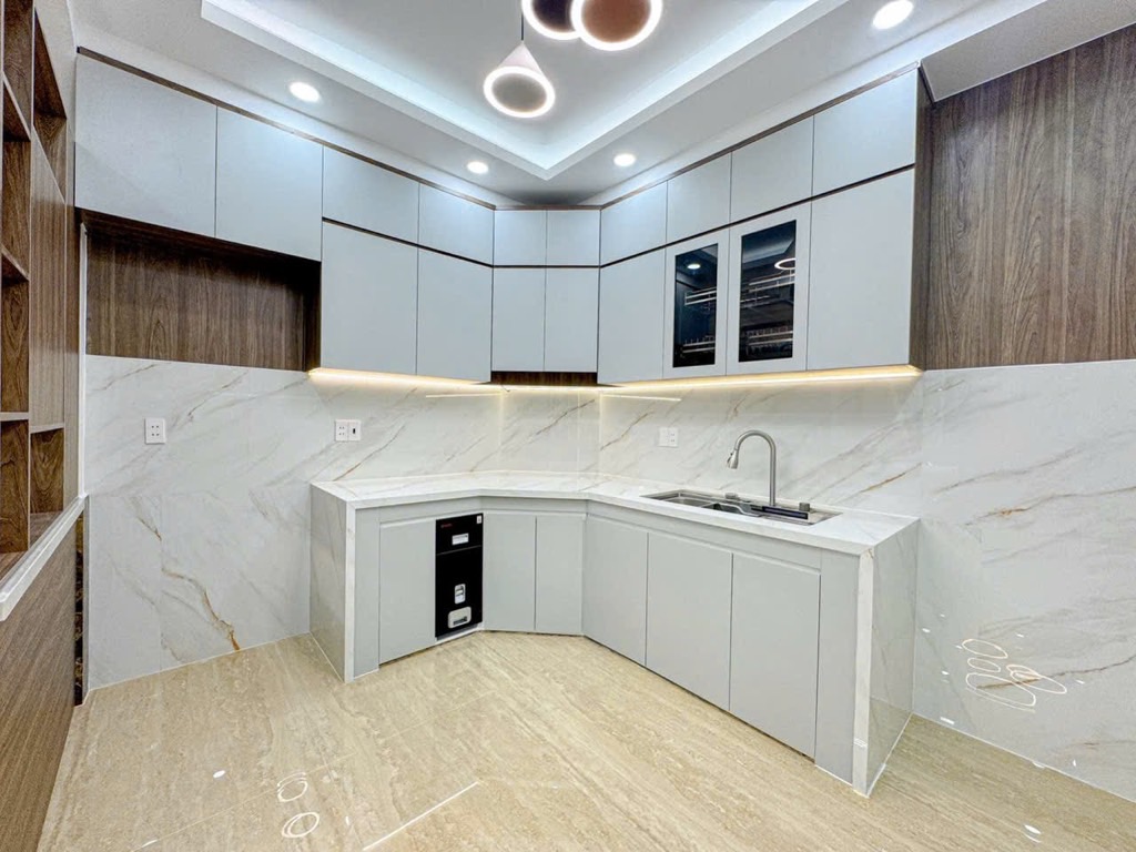 Bán nhà đường Trần Xuân Soạn Q7, 60m2 ngang 5m siêu đẹp, nội thất xịn, chỉ 7.99 tỷ TL