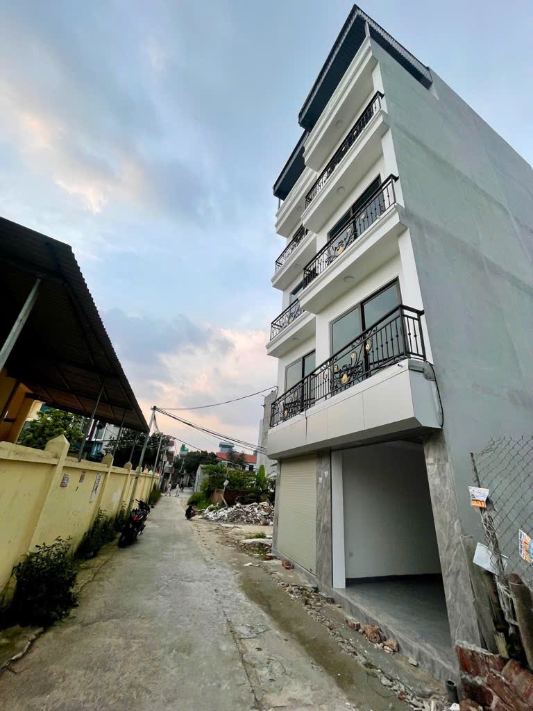 BÁN NHÀ MỚI XÂY ĐƯỜNG HÒA BÌNH YÊN NGHĨA, GẦN NHÀ VĂN HÓA
