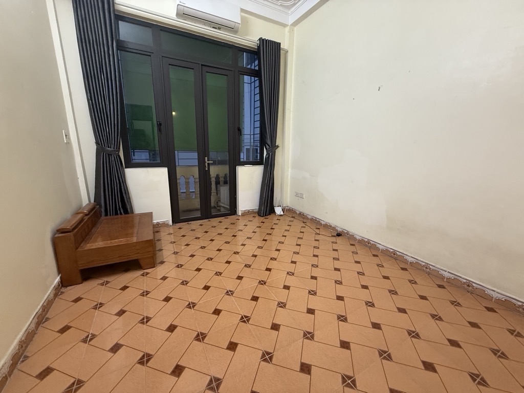 NHÀ TO ĐẸP TẠI KIM GIANG 44M2_8,1 TỶ