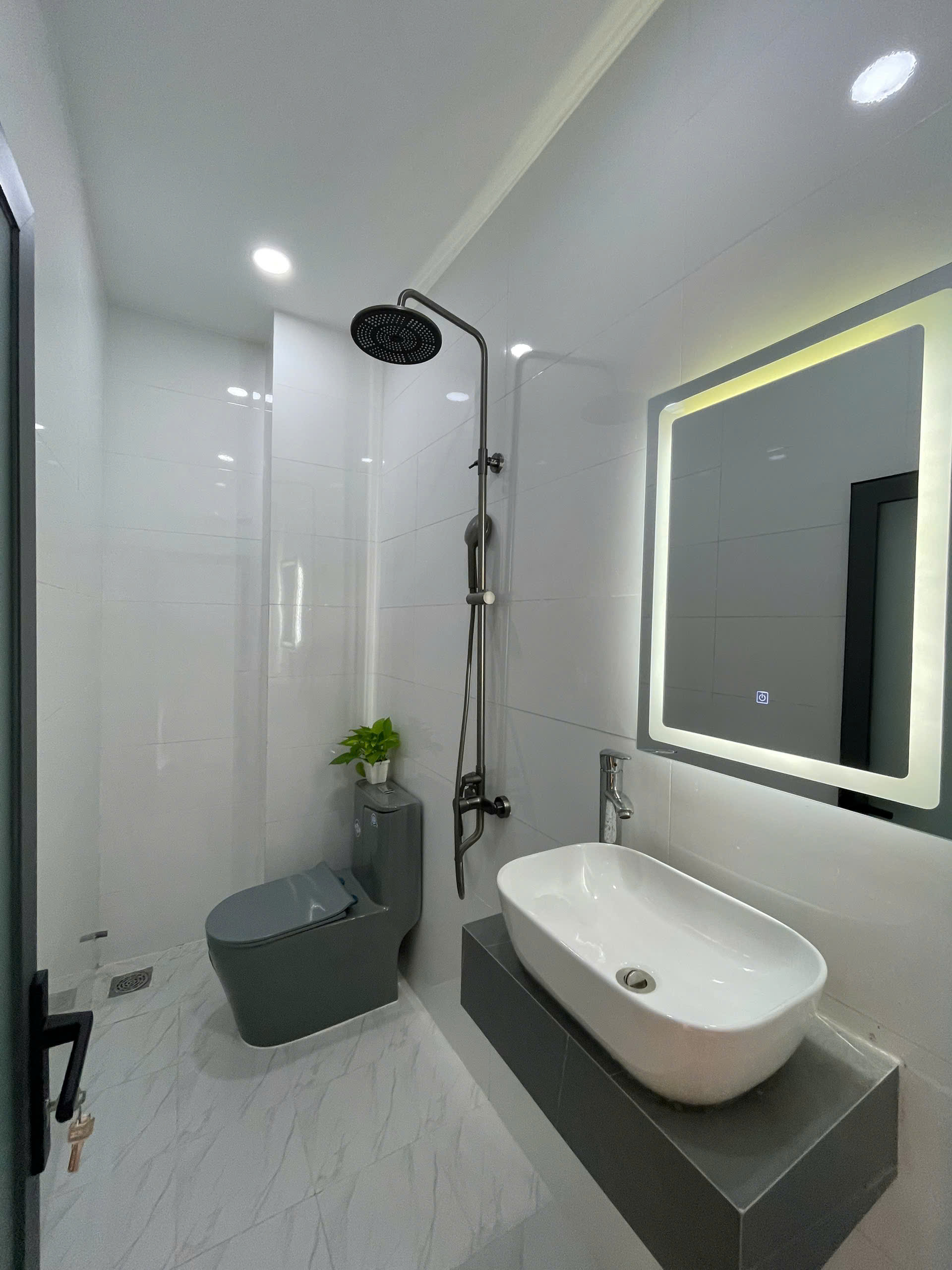 NHÀ 3 TẦNG HIỆN ĐẠI 31M2 - PHẠM VĂN CHIÊU - GÒ VẤP - NHỈNH 5 TỶ