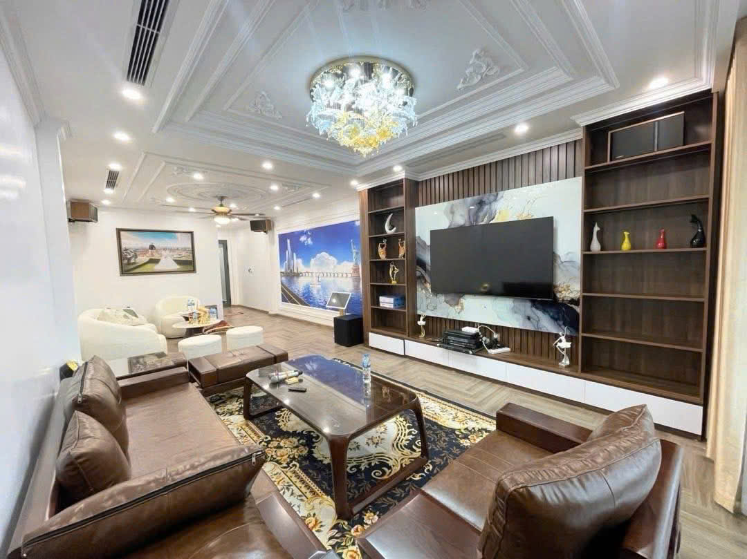 NHÀ 5 TẦNG THÁI THỊNH, ĐỐNG ĐA ĐI BỘ 5 PHÚT RA RẠP CHIẾU PHIM QUỐC GIA