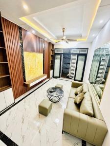 Nhà cần bán nhà phố Thanh Lân, Hoàng Mai