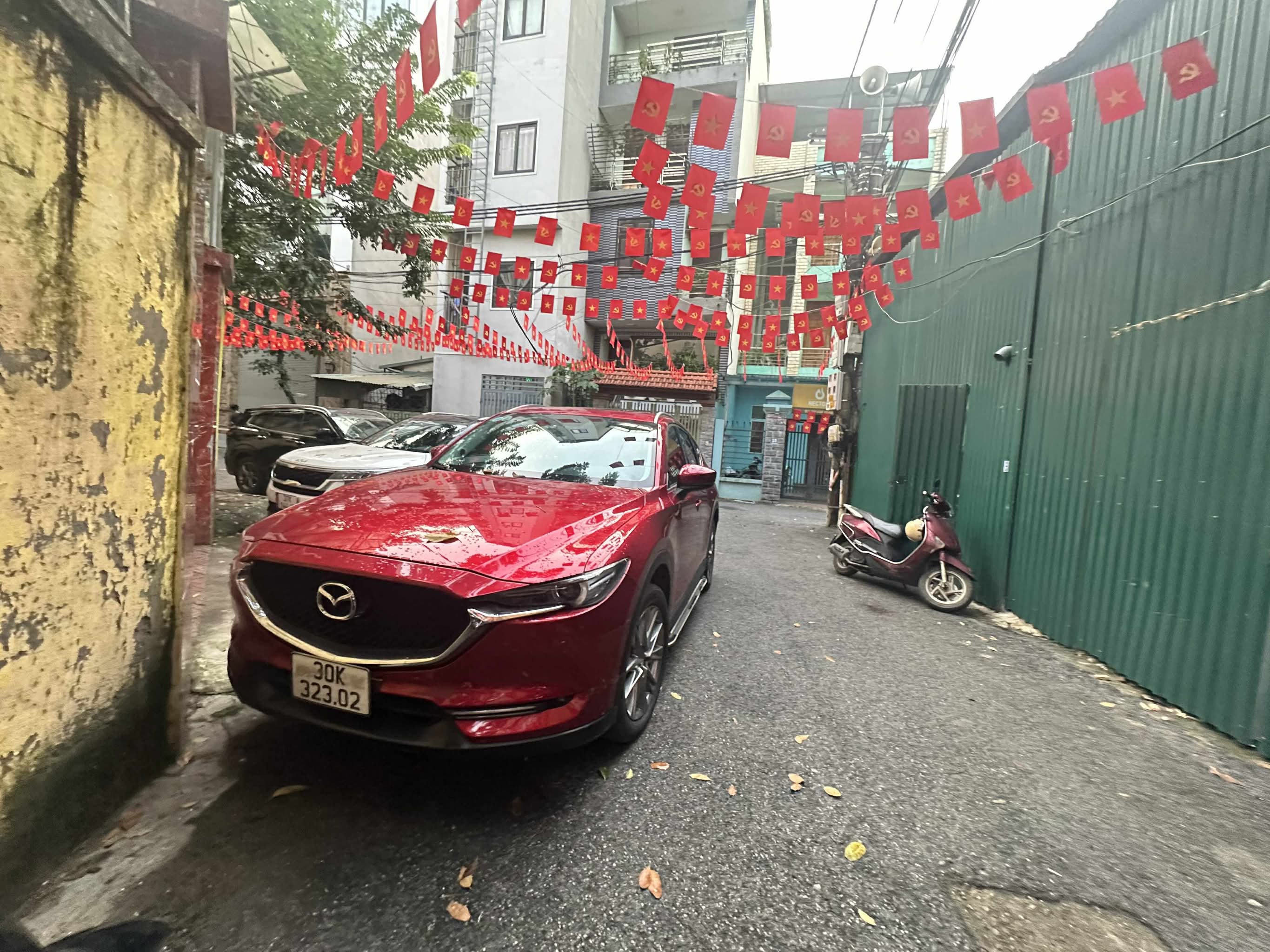 Bán nhà đường Láng