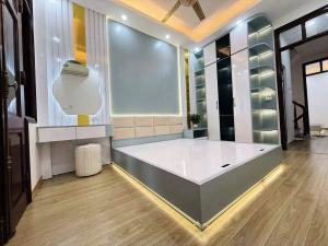 HIẾM HOT NHÀ 5 TẦNG TRUNG TÂM VIỆT HƯNG 58M2 NHỈNH 7 TỶ