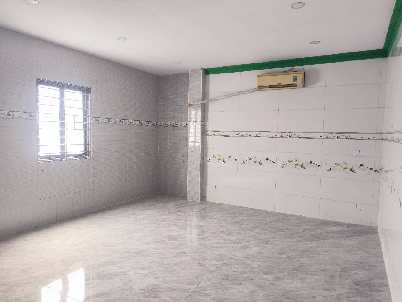 Bán nhà 3 tầng, Thủ Đức, gần Linh Trung , 6,8x19 , nhỉnh 10.x tỷ