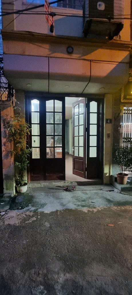 Bán nhà Kim Ngưu 50m 5 tầng 9 tỷ kinh doanh