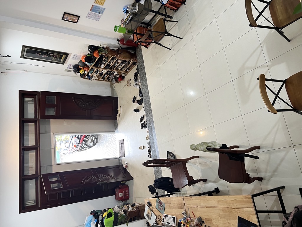 Bán nha Ông anh Q9