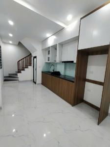 Gần chợ Hà Đông, Kinh doanh, Đi lại siêu tiện lợi. Bán nhà 34m đẹp hơn trong hình.