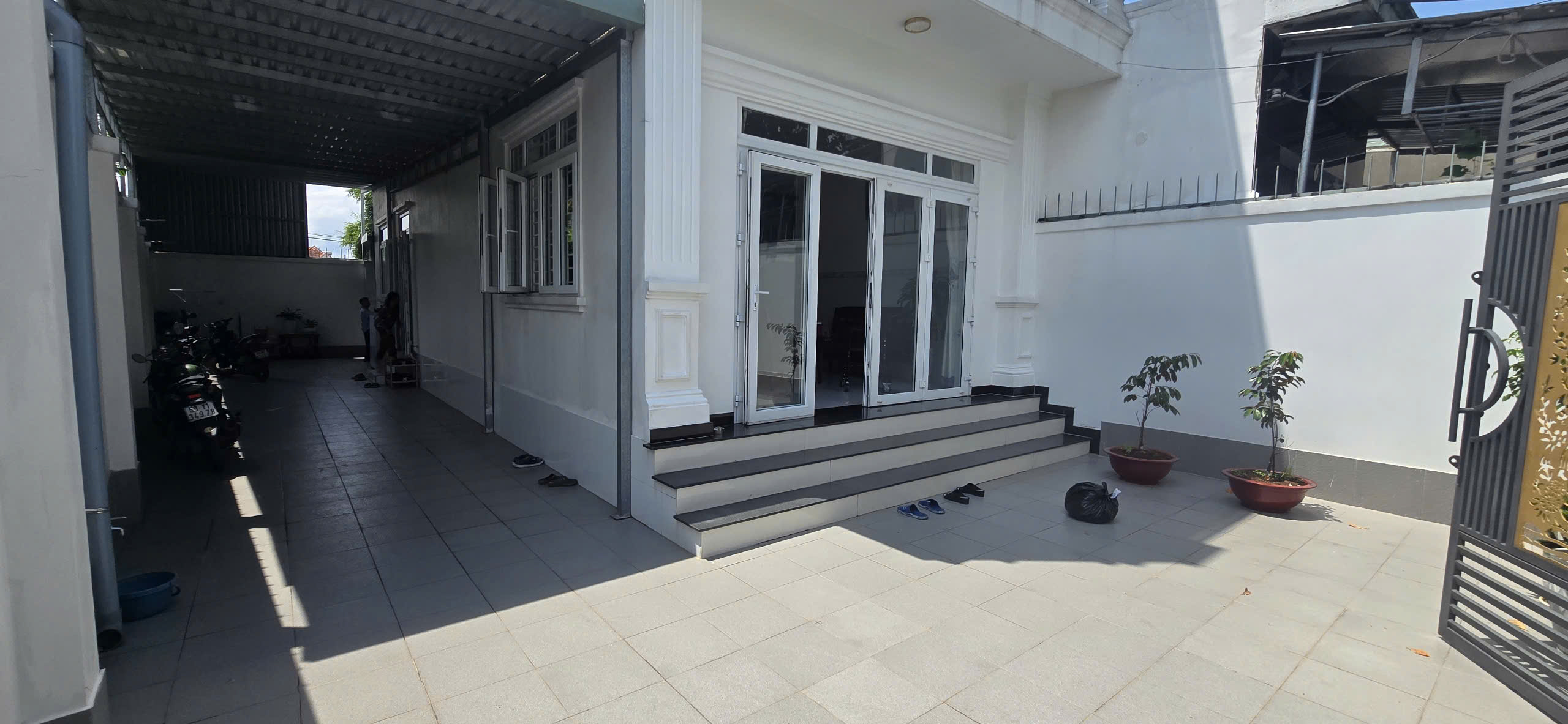 NHÀ ĐẸP 8 x 22.5m, nở Hậu, Gần Phan Văn Hớn, chợ Xuân Thới Thượng