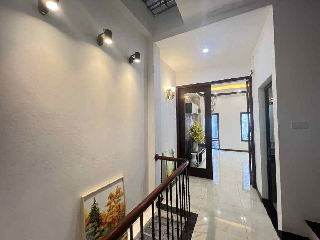 BÁN NHÀ NGỌC TRÌ_GARA Ô TÔ_VÀI BƯỚC RA PHỐ_ NHÀ DÂN XÂY_Ô CHỜ THANG MÁY_49m2_9.4 Tỷ
