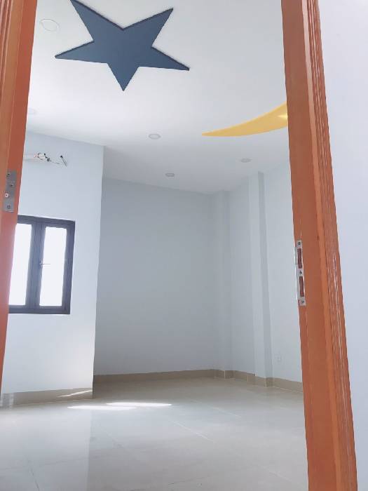 CẦN TIỀN BÁN GẤP NHÀ MỚI XÂY BÌNH CHIỂU THỦ ĐỨC