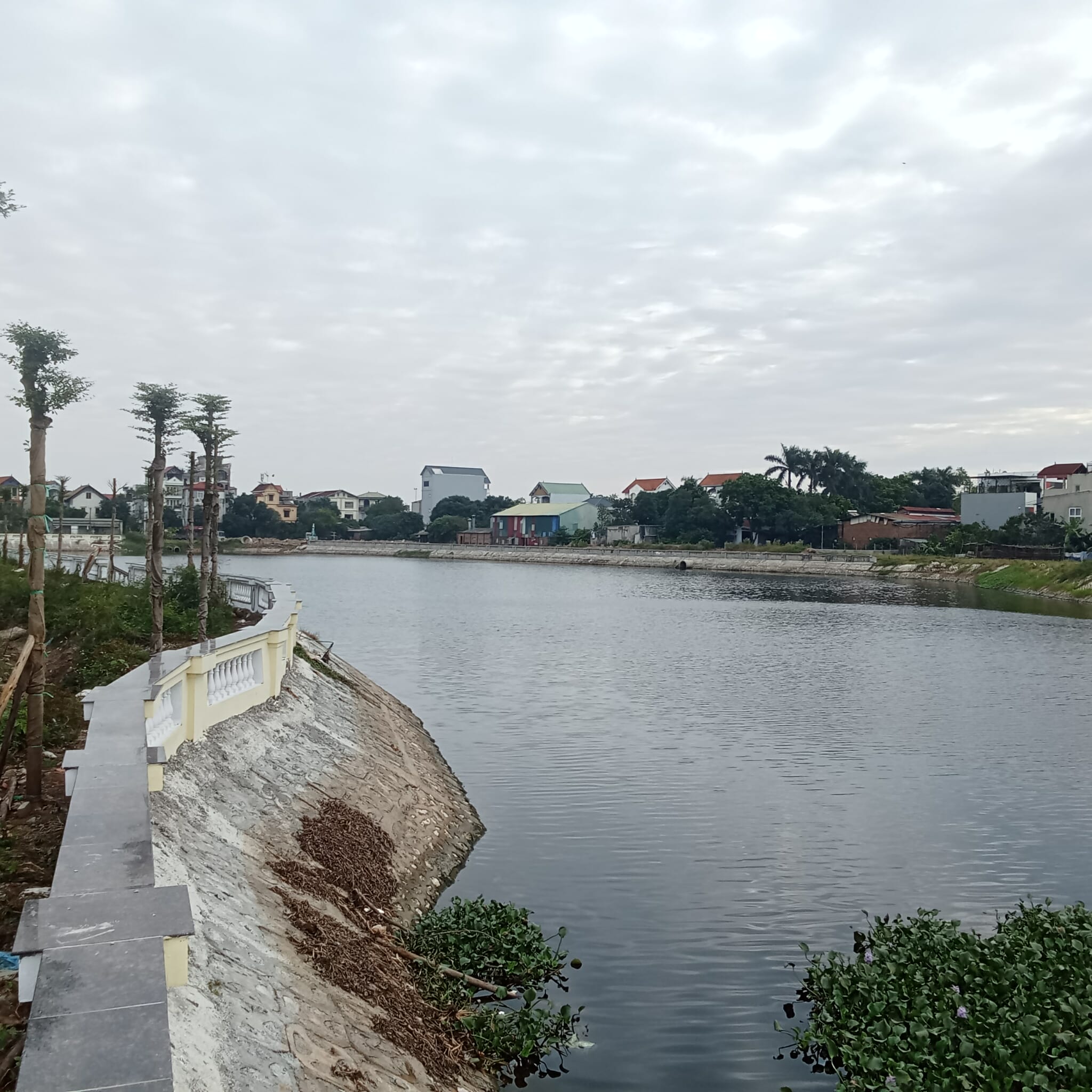 Đất đẹp Mai Lâm, Đông Anh. Gần Vin Cổ Loa, Ô tô đỗ cửa, sát hồ điều hòa. Nhỉnh 4 tỷ