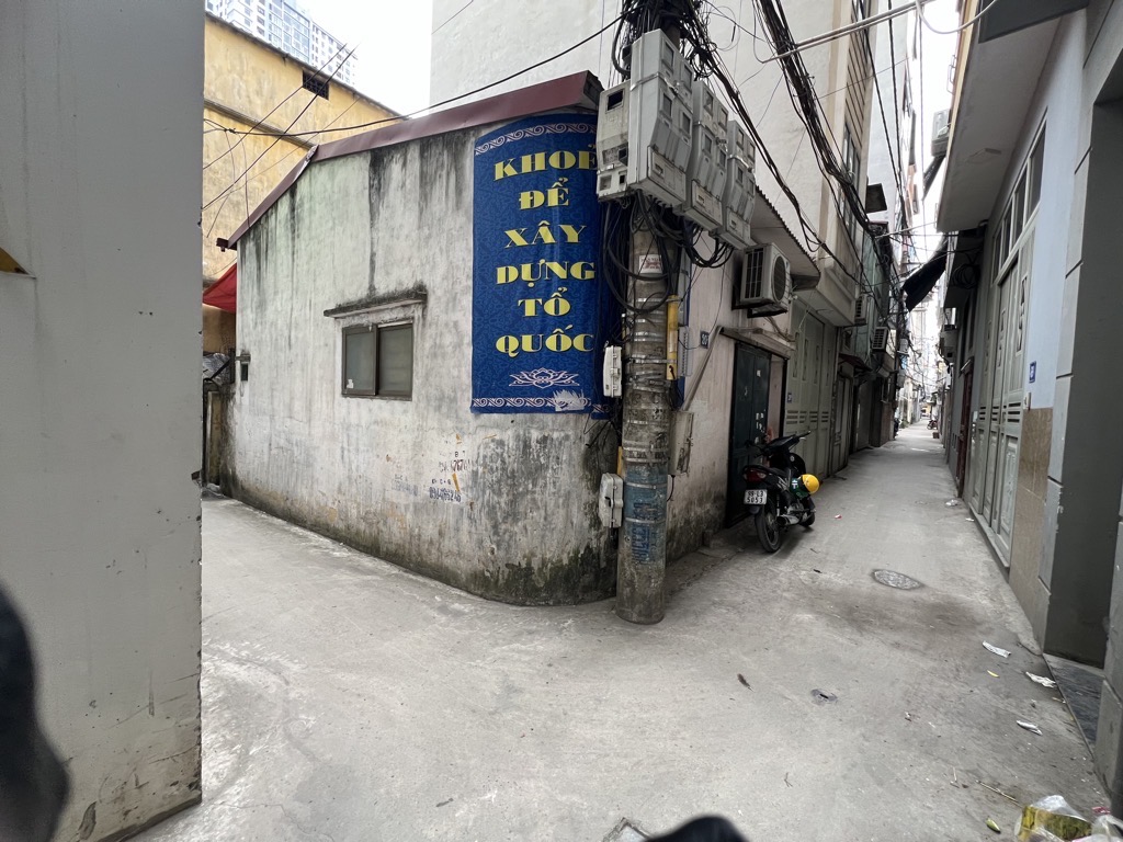 BÁN GẤP NHÀ PHÚ DIỄN - MẶT NGÕ - LÔ GÓC 3 MẶT THOÁNG - KINH DOANH