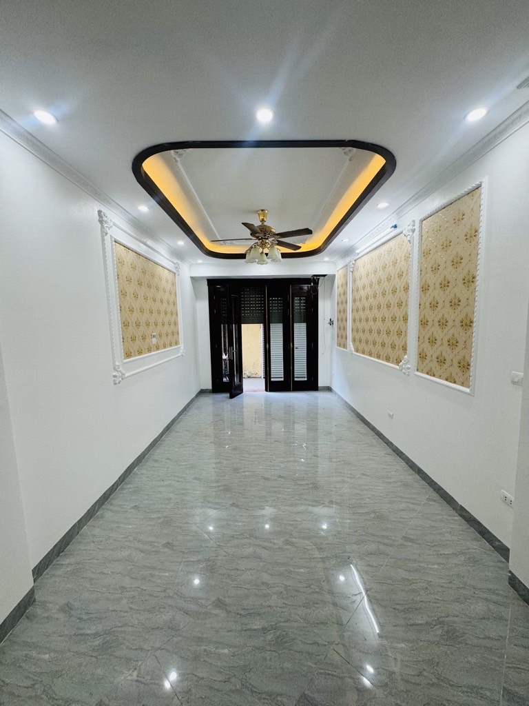 NHÀ PHÚ DIỄN - SIÊU ĐẸP - 6 TẦNG CÓ THANG MÁY - 9.XX TỶ!!!