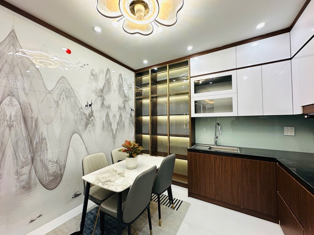 Anh Quân gửi bán nhà đẹp đường Nguyễn Đổng Chi phường Cầu Diễn quận Nam Từ Liêm - Hà Nội.