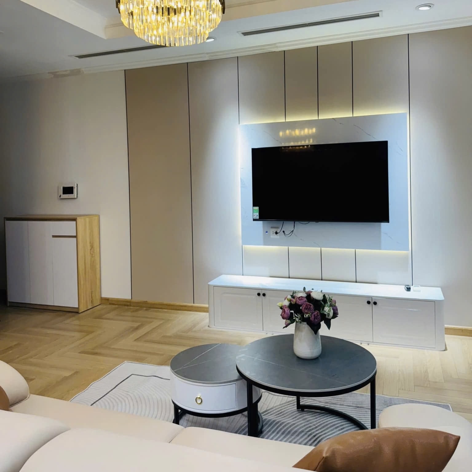 Anh Quân gửi bán nhà đẹp Hàm Nghi phường Cầu diễn quận Nam Từ Liêm - Hà Nội.