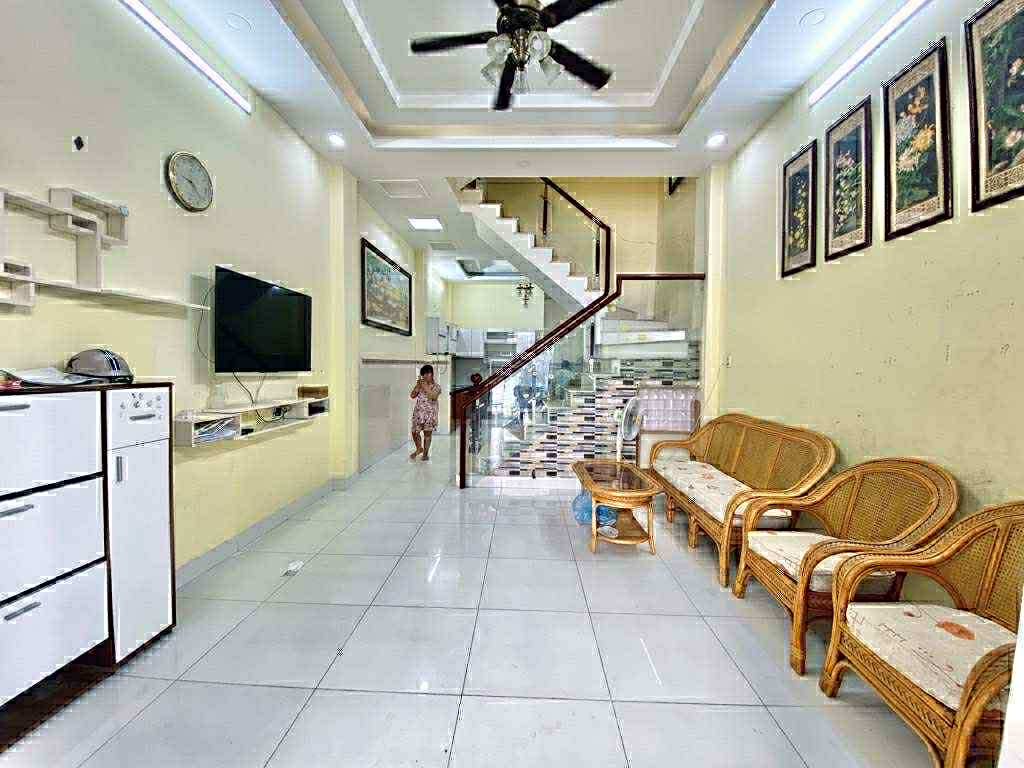 SIÊU PHẨM GÒ VẤP - NHÀ ĐẸP NỞ HẬU  -  4PN -  51M2 GIÁ CHỈ 7,7 TỶ
