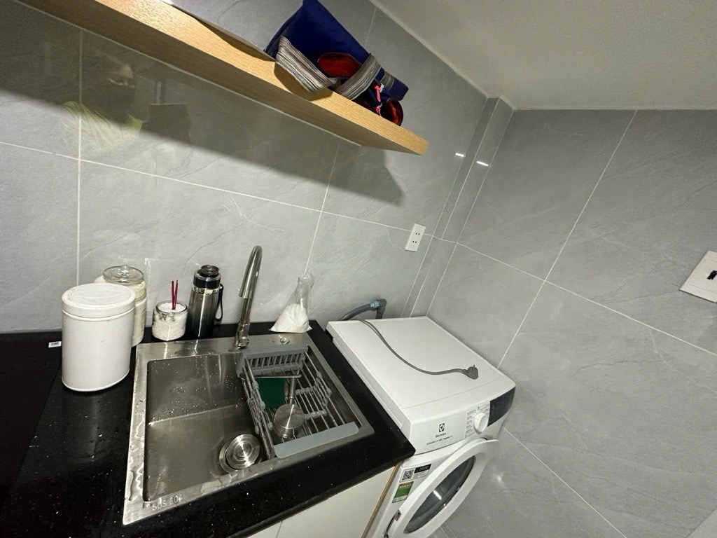 Chỉ 3.8 Tỷ có nhà sát chợ Bàn Cờ Q3- HXH đỗ cổng- Sẵn dòng tiền 12tr/tháng