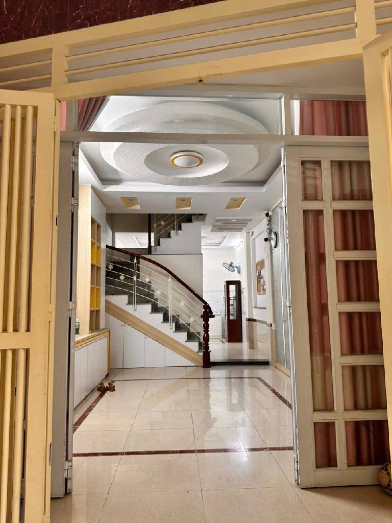 Nhà siêu hiếm KV ít nhà bán quận Phú Nhuận - HXH ngủ, quay đầu- Chỉ 8.99 Tỷ