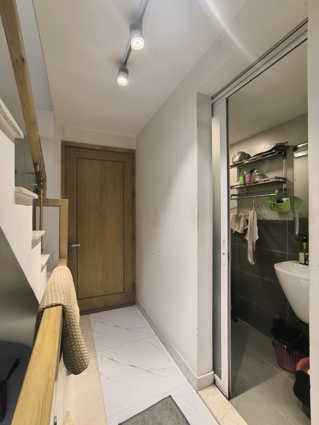 Bán nhà Q3, 2 mặt hẻm xe tải, sổ vuông A4, sẵn dòng tiền đầu tư