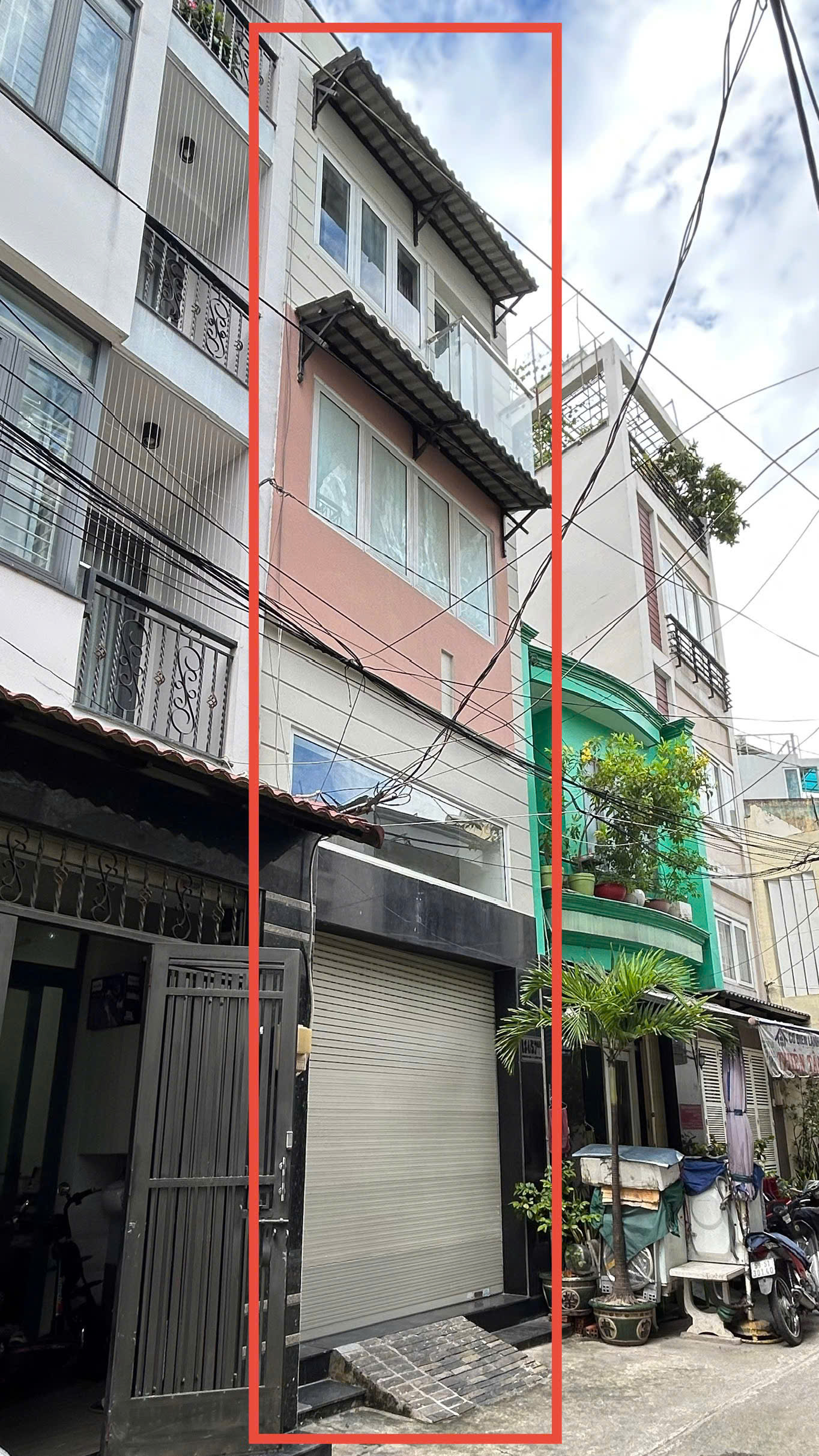 NHÀ HIẾM HOT - HXH 4 CHỖ NGỦ TRONG NHÀ - NHÀ BTCT - HOÀNG HOA THÁM, BÌNH THẠNH - CHỈ 9.9 TỶ