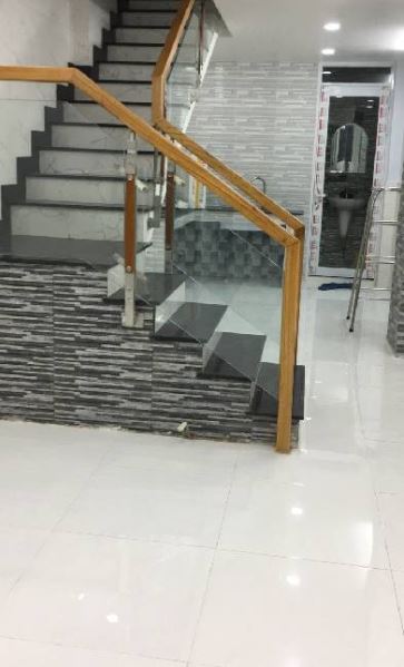 ☆Nhà mới BTCT kiên cố gồm 1 lửng 2 lầu+ST. 3PN rộng- 5WC có ban công thông thoáng - nhỉnh 8 tỷ