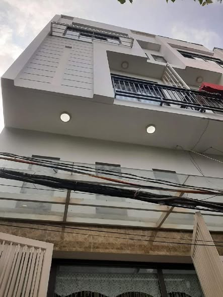 BÁN NHÀ ĐẸP NGUYỄN THỊ THẬP – QUẬN 7 – GIÁ NHỈNH 8 TỶ