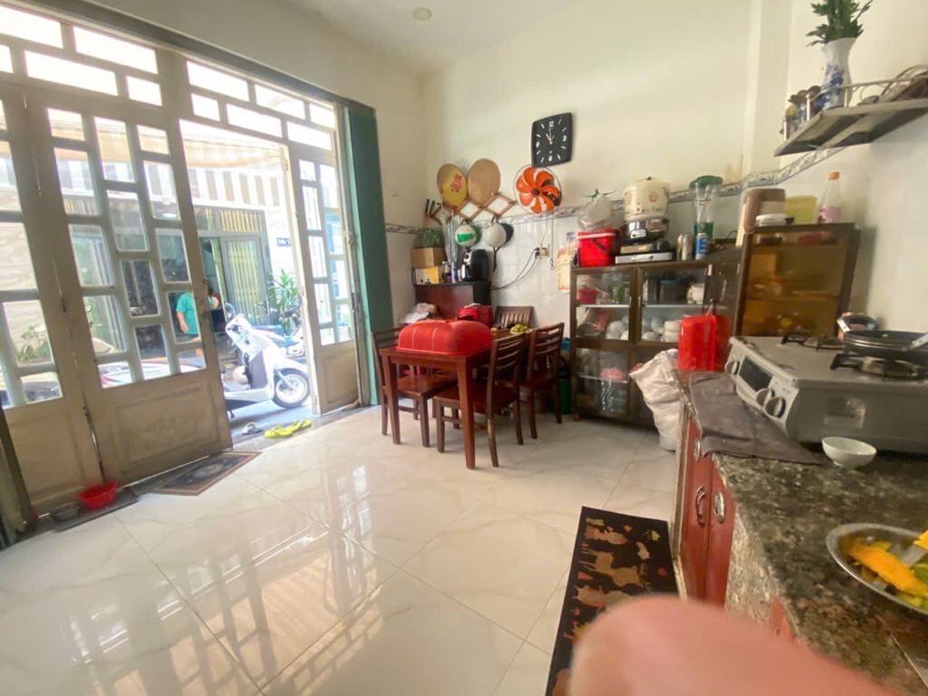 chủ gửi bán giảm còn 6tỷ bớt lộc.