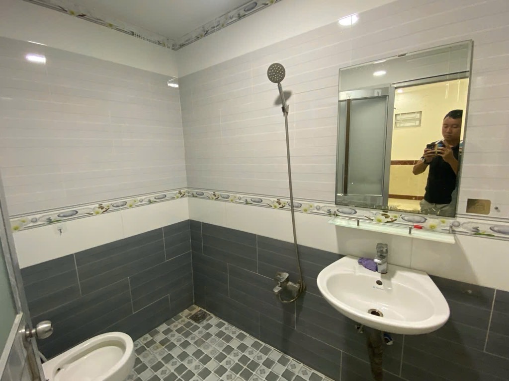 HXH, phường Phước Long B, diện tích 40m2, 2 tầng BTCT, giá giảm mạnh còn nhỉnh hơn 3 tỷ