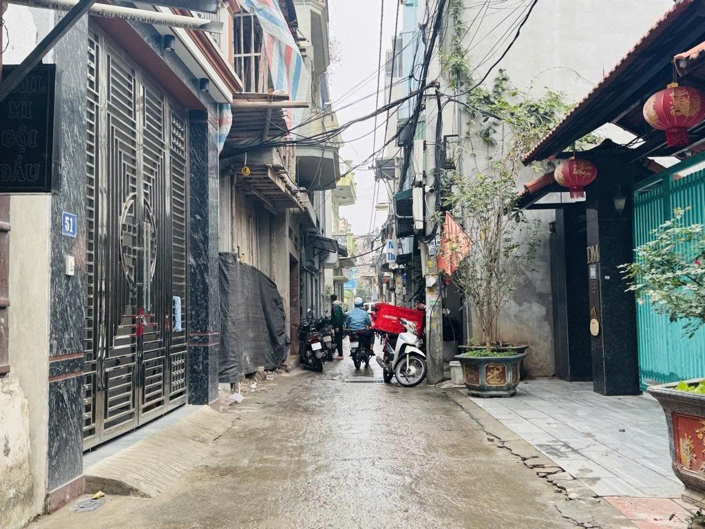 Tuyệt phẩm nhà phố Tam Trinh, ô tô đỗ cửa, 5 tầng sang đẹp, kinh doanh tốt, giá nhỉnh 9,5 tỷ
