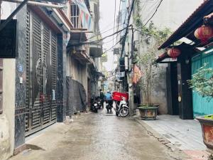 Tuyệt phẩm nhà phố Tam Trinh, ô tô đỗ cửa, 5 tầng sang đẹp, kinh doanh tốt, giá nhỉnh 9,5 tỷ
