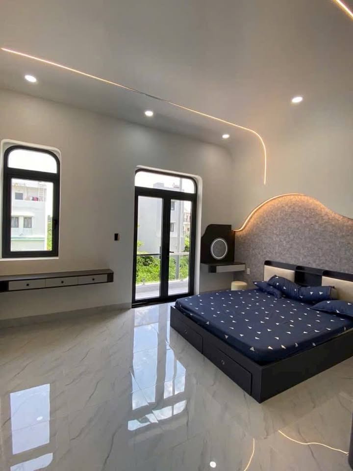 SIÊU PHẨM NHÀ ĐẸP 4 TẦNG Ở NGAY - 60M2 - NGAY ĐT743, DĨ AN. CHỈ 4.8TỶ