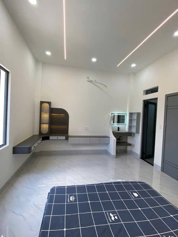 SIÊU PHẨM NHÀ ĐẸP 4 TẦNG Ở NGAY - 60M2 - NGAY ĐT743, DĨ AN. CHỈ 4.8TỶ