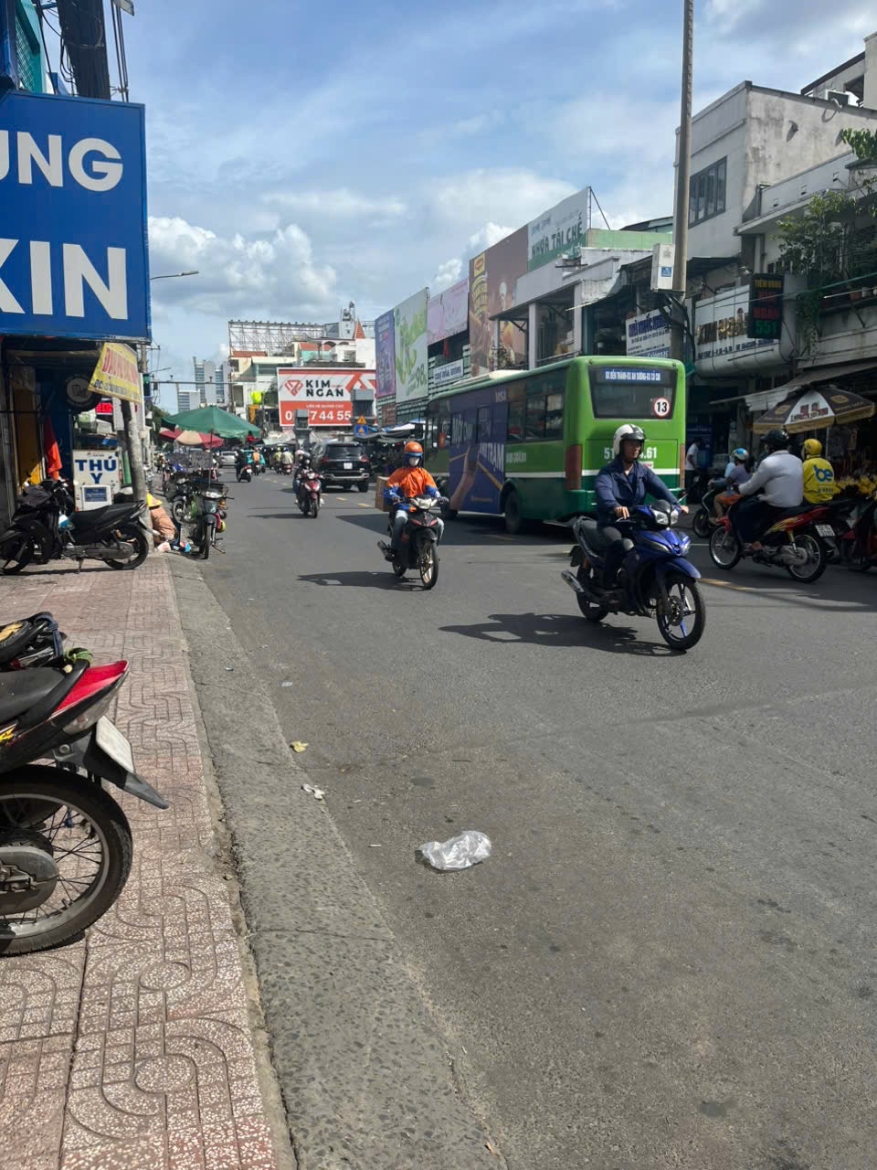 Bán nhà Phường 11 Quận 3, ngay chợ Hòa Hưng