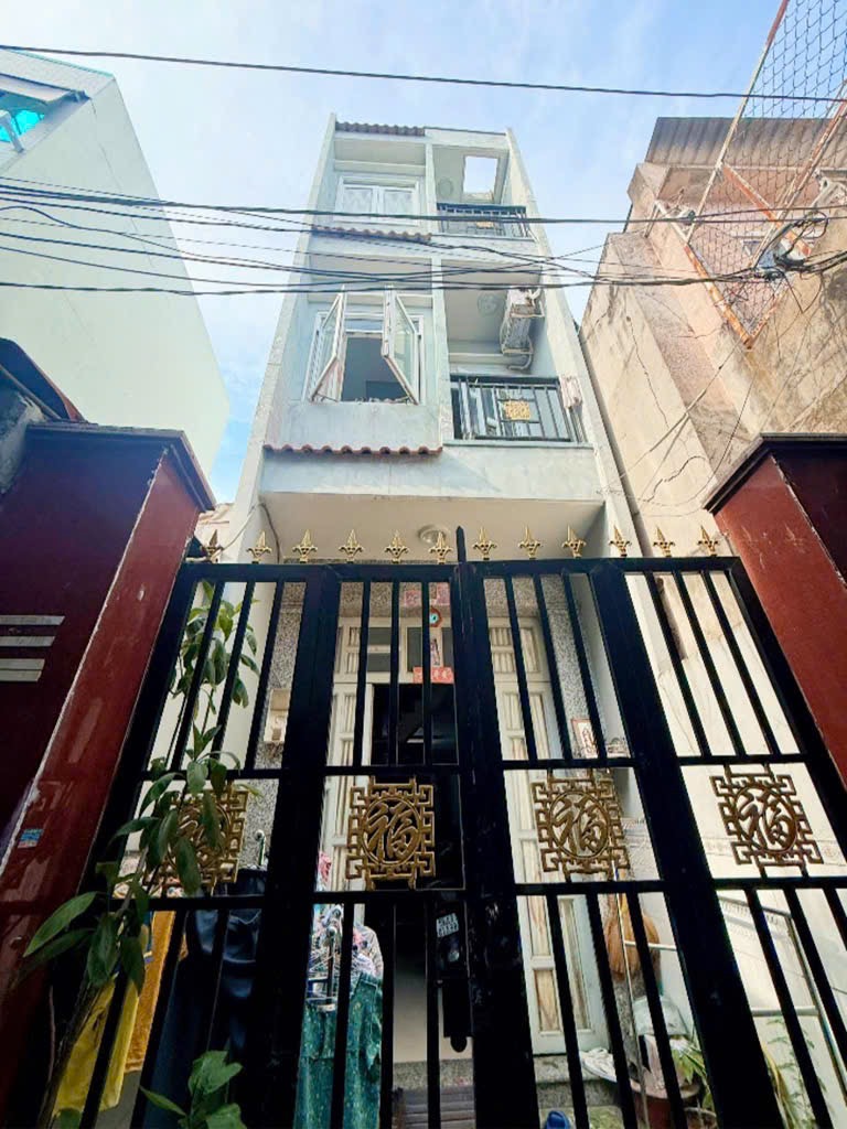 Bài mới :  Mễ Cốc ,Phường 15, Quận 8.Giá bán 3,6