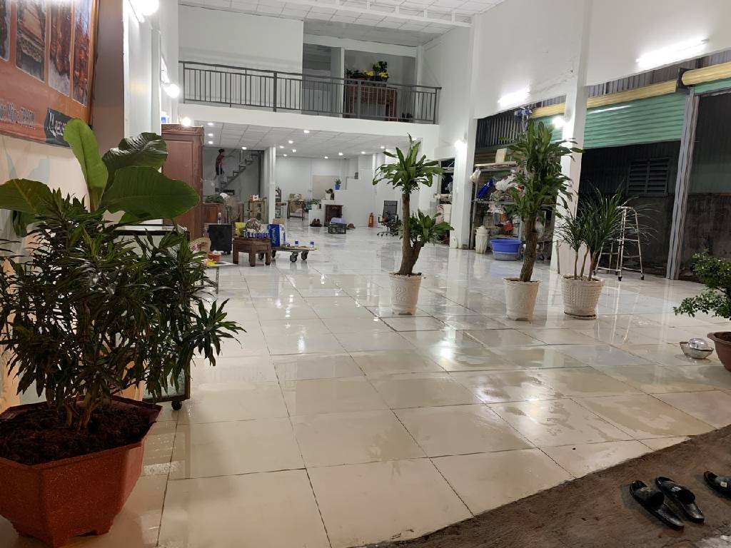 Bán MTKD Lô góc Dương Công Khi 200m2 ngang 8.5m kinh doanh đa ngành, kẹt bank, nhỉnh 7 tỷ TL
