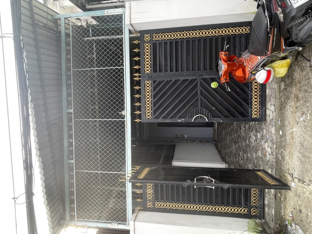 Bán Nhà mặt tiền Hóc Môn 73m2 ngang 4.5m nở hậu, tiện xây mới, giá đầu tư 5.2 tỷ TL