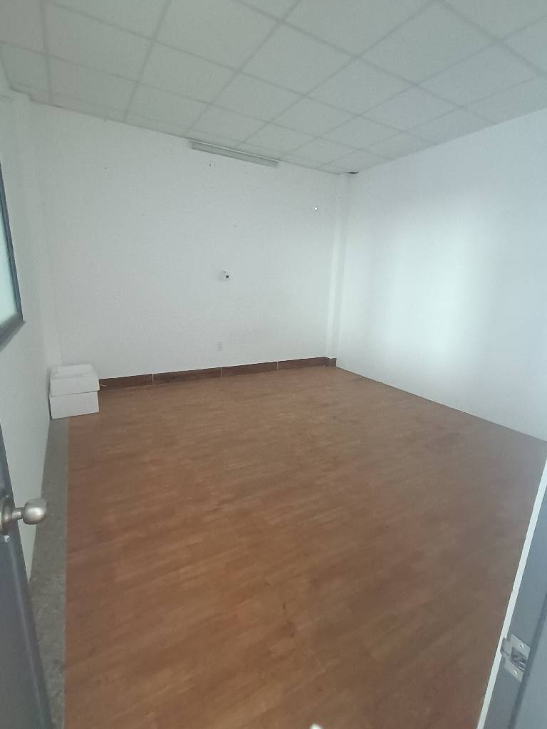 MTKD Lê Thị Hồng Gấm Hóc Môn 136m2 ngang 7m kinh doanh đa ngành, giá 7.5 tỷ , gấp bán