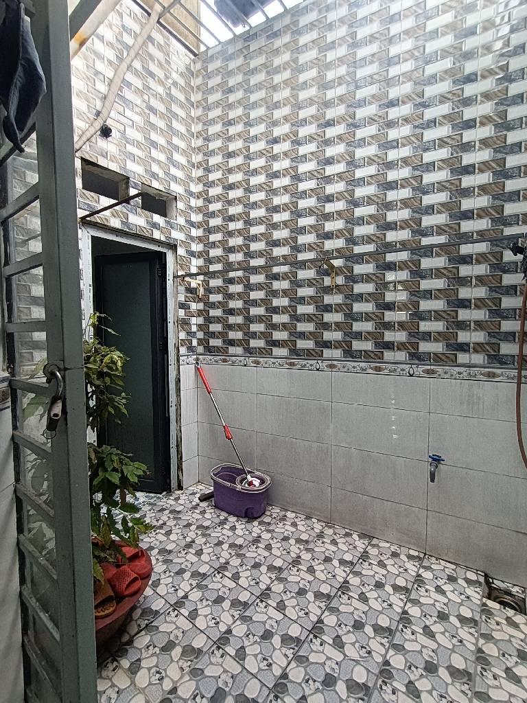 Mặt tiền Dương Công Khi Bà Điểm 200m2, 5x40 SHR vuông vức, ở và kinh doanh, nhỉnh 8 tỷ TL