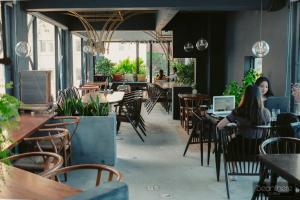 Bán MTKD Lô góc Dương Công Khi 200m2 ngang 8.5m kinh doanh đa ngành, kẹt bank, nhỉnh 7 tỷ TL