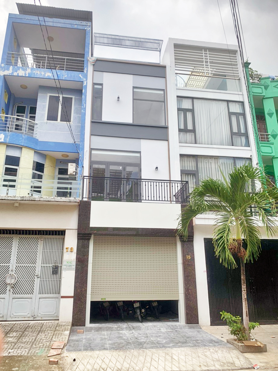 Bán nhà MTKD Trường Chinh 80m2, 4.5x19 3 tầng BTCT HC đủ, kinh doanh đỉnh, 18 tỷ TL