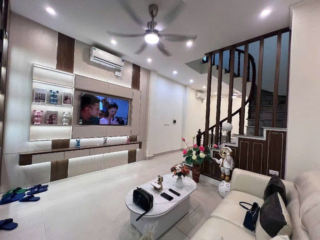 ĐÌNH THÔN-Ô TÔ VÀO NHÀ-PHÂN LÔ-KINH DOANH 9 Tỷ