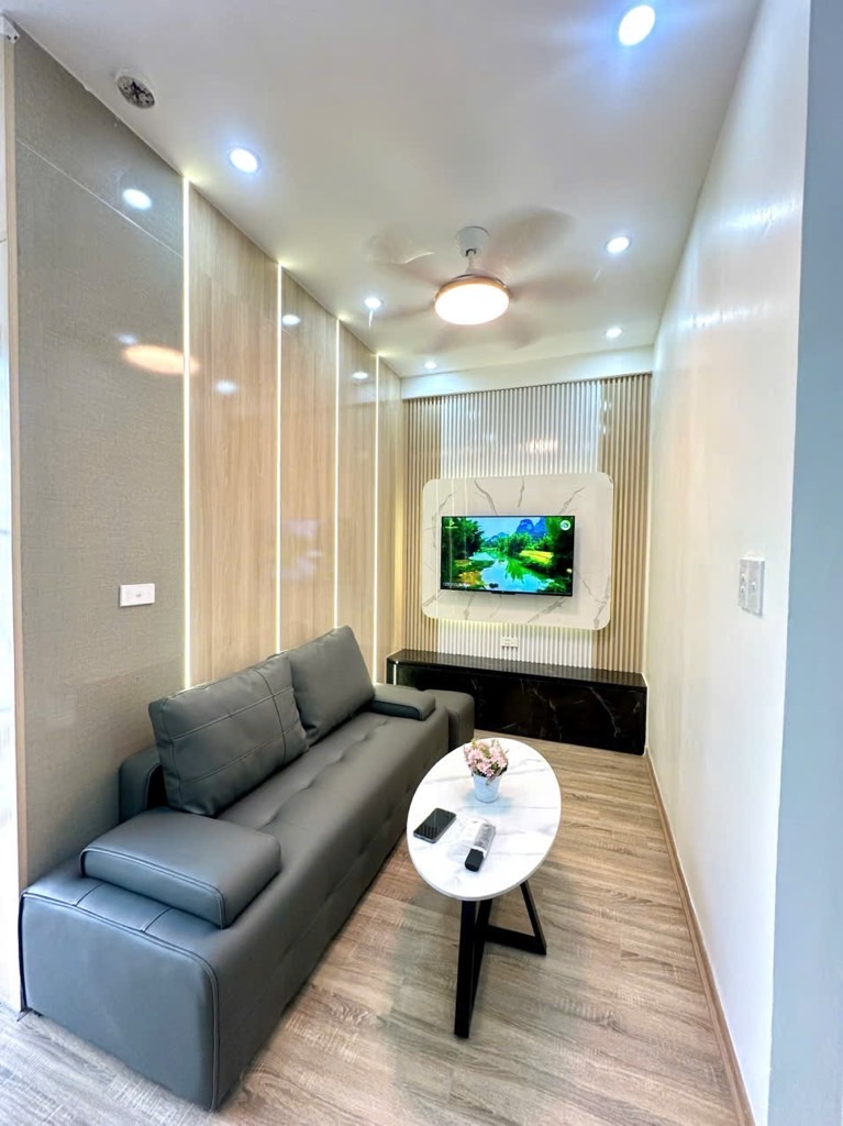 Chỉ hơn 3 tỷ có ngay căn chung cư 2 ngủ, full nội thất mới, đẹp long lanh