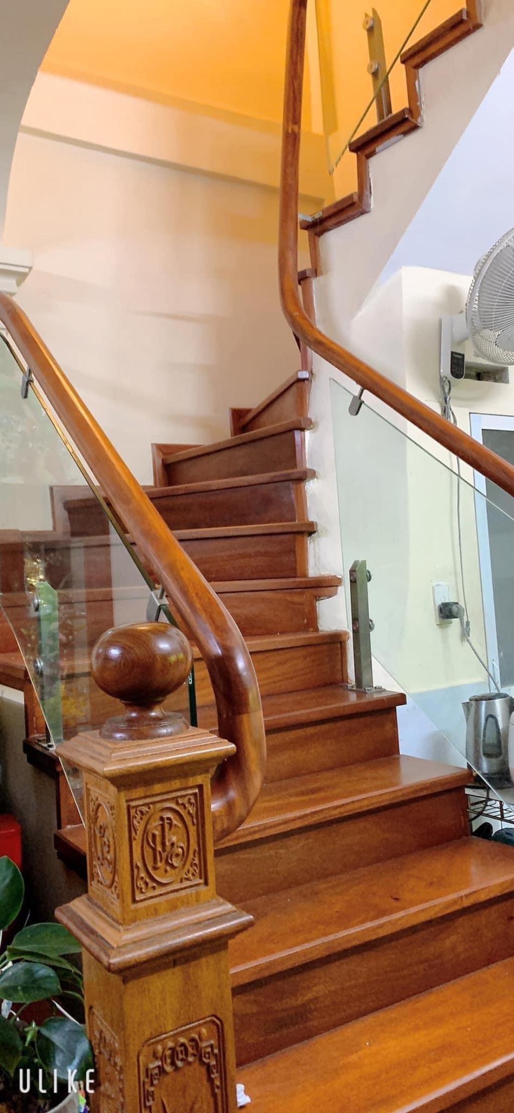 SIÊU PHẨM NHÀ NGÕ GIẢI PHÓNG - 3 MẶT THOÁNG - 4 CHỖ ĐỖ CỬA