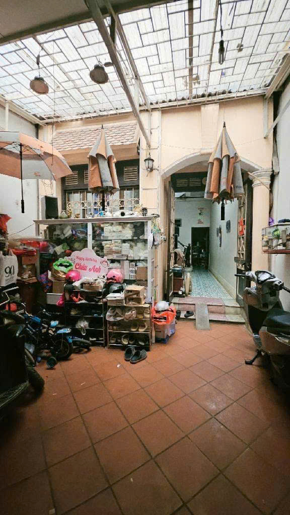 SIÊU HIẾM NHÀ MẶT PHỐ GIÁ MẶT NGÕ KINH DOANH SẦM UẤT - NHÀ CHỦ TỰ XÂY KIÊN CỐ CHẮC CHẮN