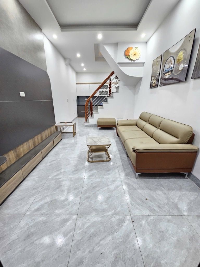 VỊ TRÍ ĐẸP - 15M RA Ô TÔ - 25M RA PHỐ - NGÕ RỘNG - Ở SƯỚNG - FULL NỘI THẤT ĐẸP LONG LANH