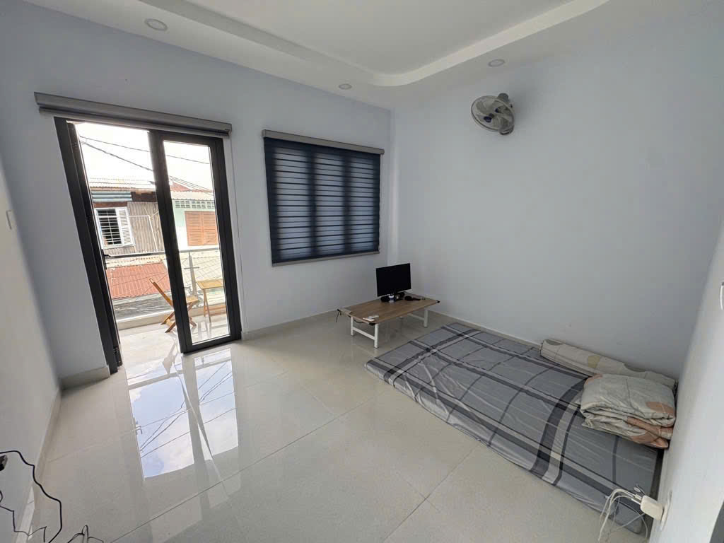 NHÀ ĐẸP 2 TẦNG NGAY BÀNH VĂN TRÂN - KDC YÊN TĨNH GIÁ CHỈ HƠN 7 TỶ CHÚT