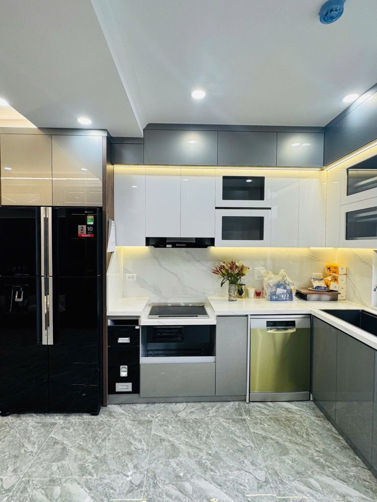 GIẢM LUÔN NỬA TỶ - NHÀ 6 TẦNG THANG MÁY - NỘI THẤT CỰC XỊN - VIEW HỒ LINH ĐÀM